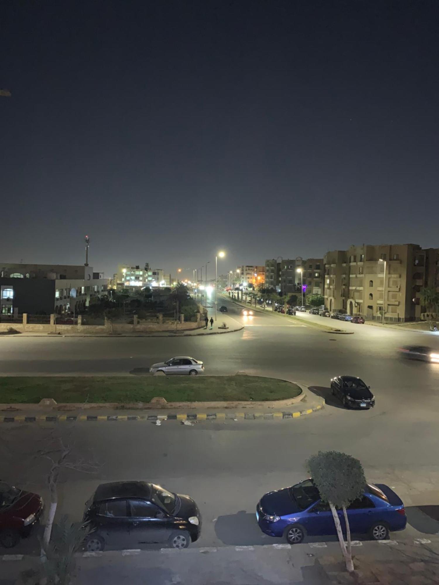 Superior 2bdr Overlooking The Main Street Apartment Cairo