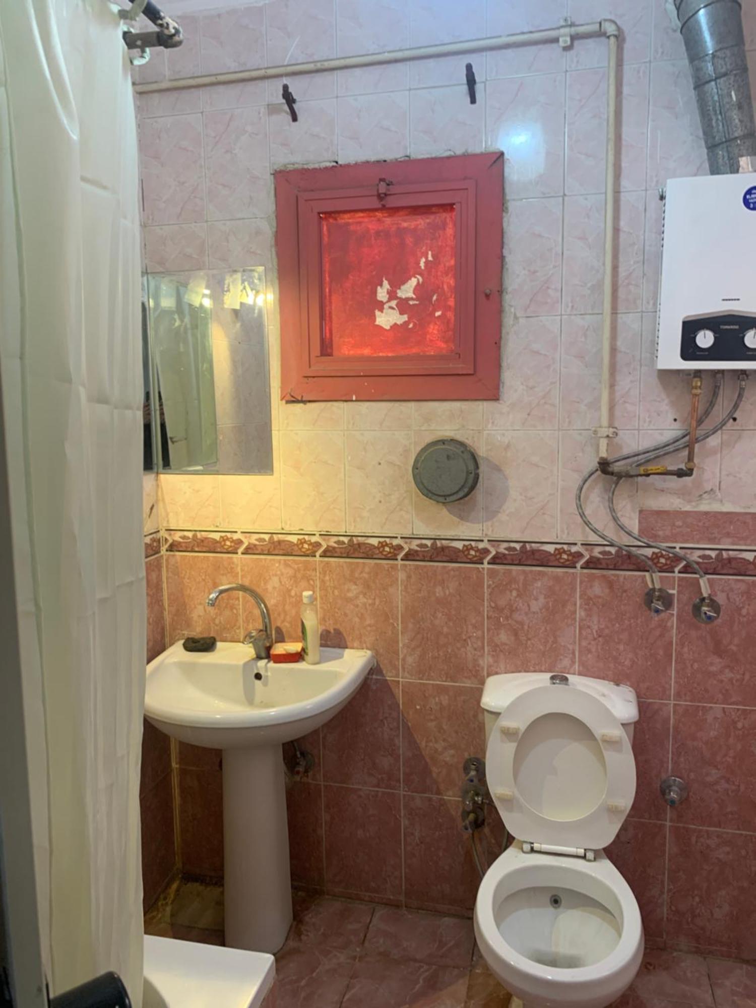 Apartment Superior 2bdr Overlooking The Main Street Cairo